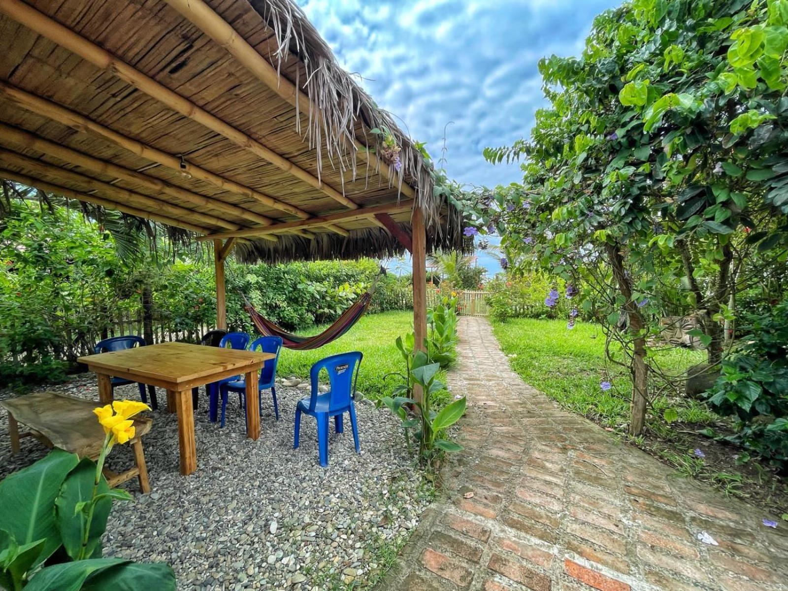 Hotel Palma Coco Ayampe Exteriér fotografie